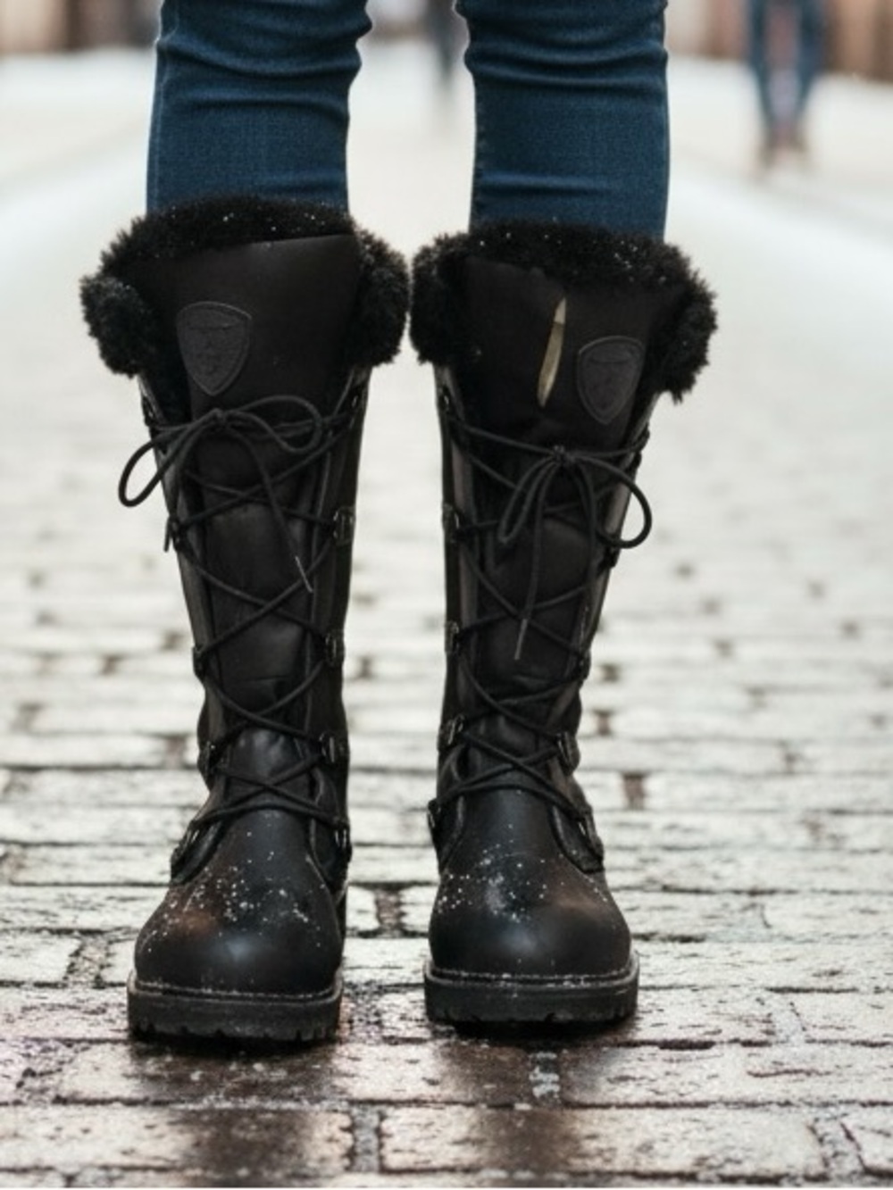 Cozy Black Lace-Up Winter Boots size 10